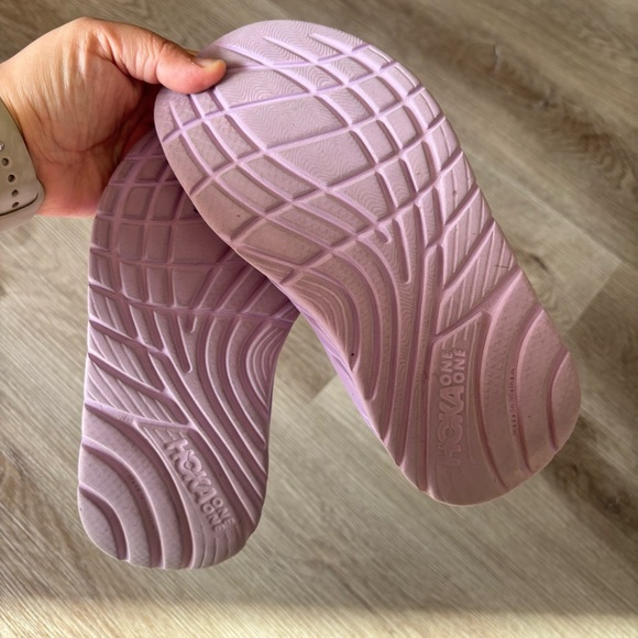 Hoka One One Lavender Sandals - Picture 6 of 6